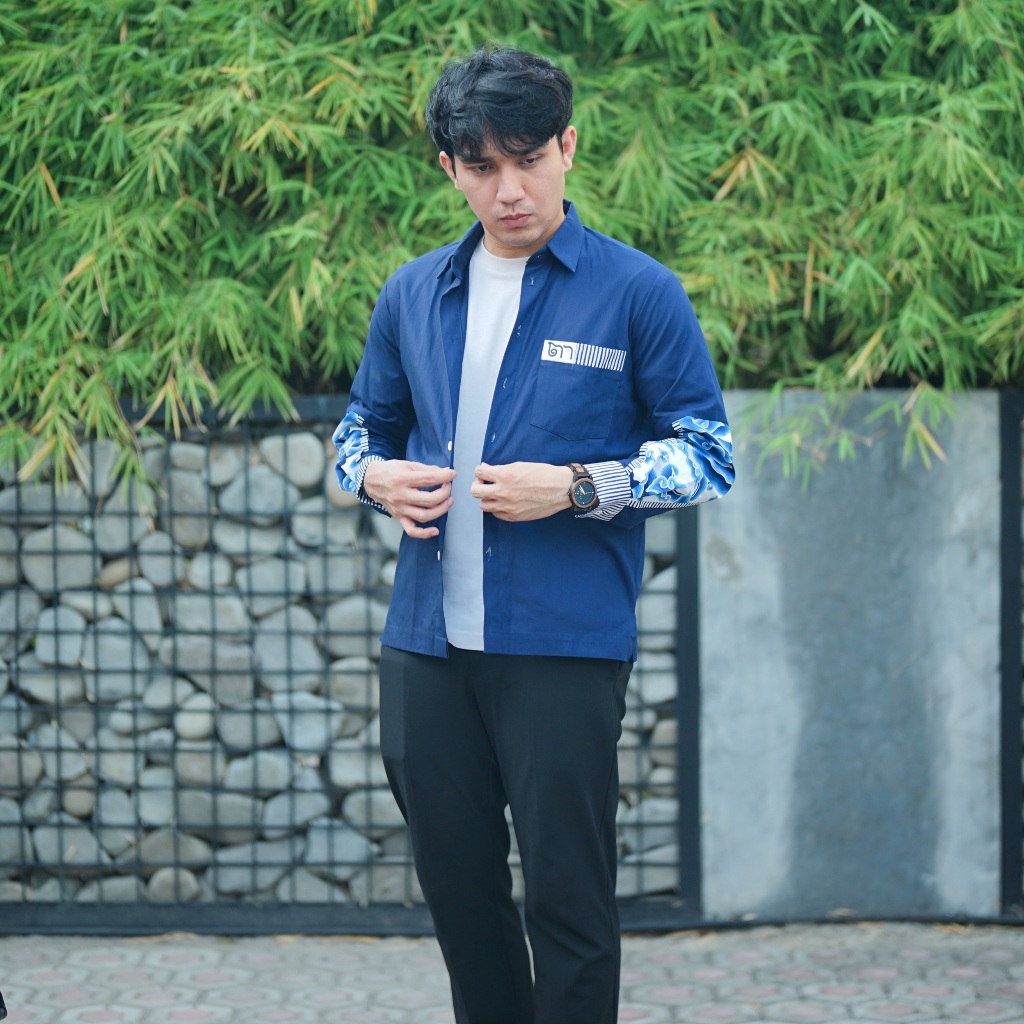Jual MOMEN - Batik Shirts Long Sleeve with Mega Mendung Pattern Naveed ...