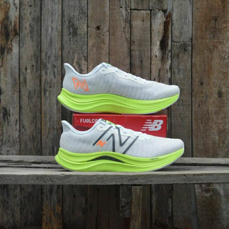 Jual SEPATU RUNNING NEW BALANCE FUELCELL PROPEL V4 ORIGINAL RESMI MAP ...