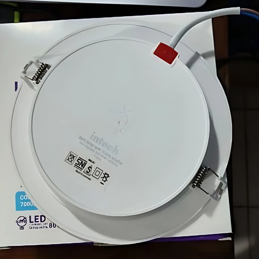 Jual Lampu Downlight Plafon LED Slim Downlight Intech Indl 303R 5w/12w ...