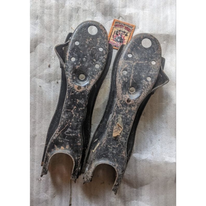 Jual Lower Arm Control Arm Sayap Bawah Datsun 620 Datsun 720 Nos Japan ...