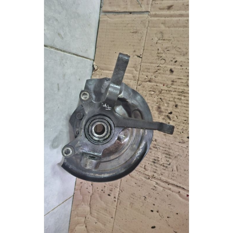 Jual hib nap roda bearing roda depan kanan lancer sl fiore 85-87 ...