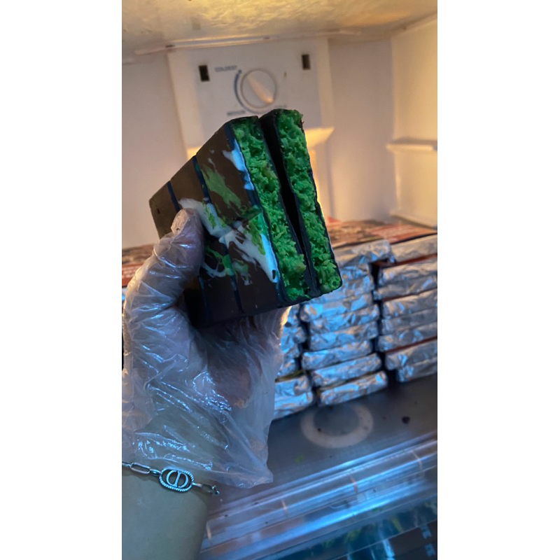 Jual coklat dubai pistachio kunafa by rayya cholate dubai ...