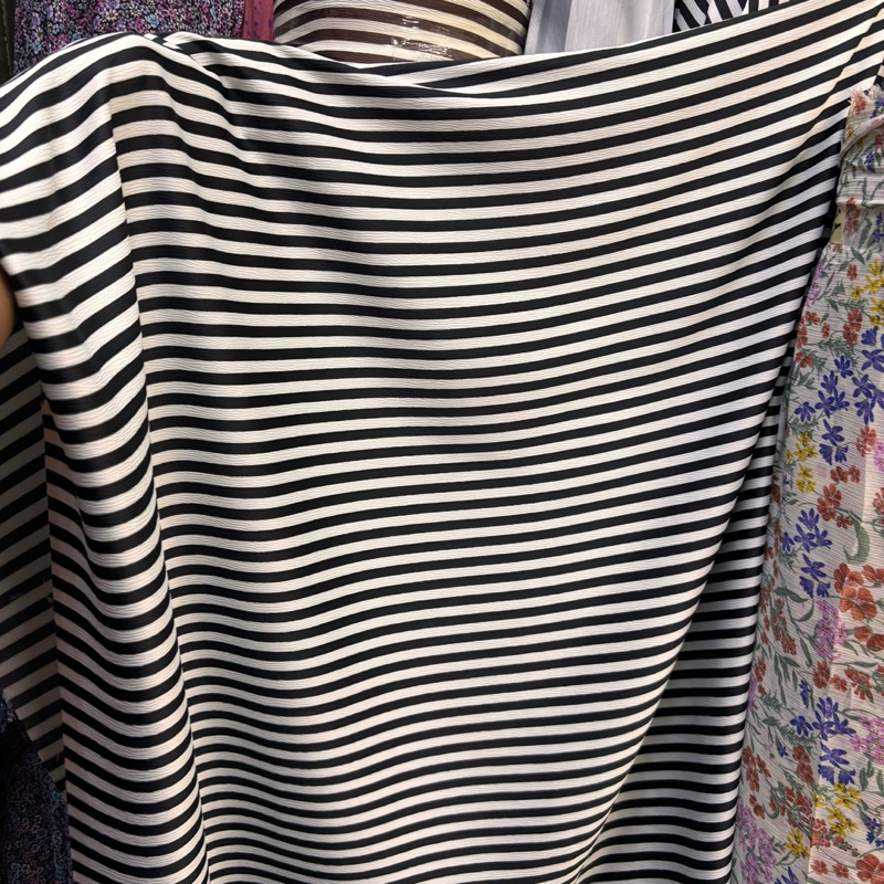 Jual kain motif salur - kain wolcrep motif salur - kain bahan motif ...