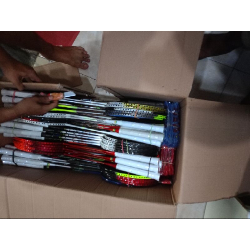 Jual RAKET BADMINTON SECOND BEST SELER FREE SENAR DAN GRIP | Shopee ...
