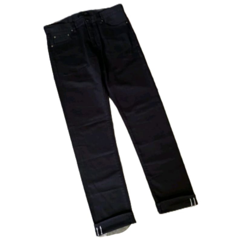 celana jeans Uniqlo SELVEDGE