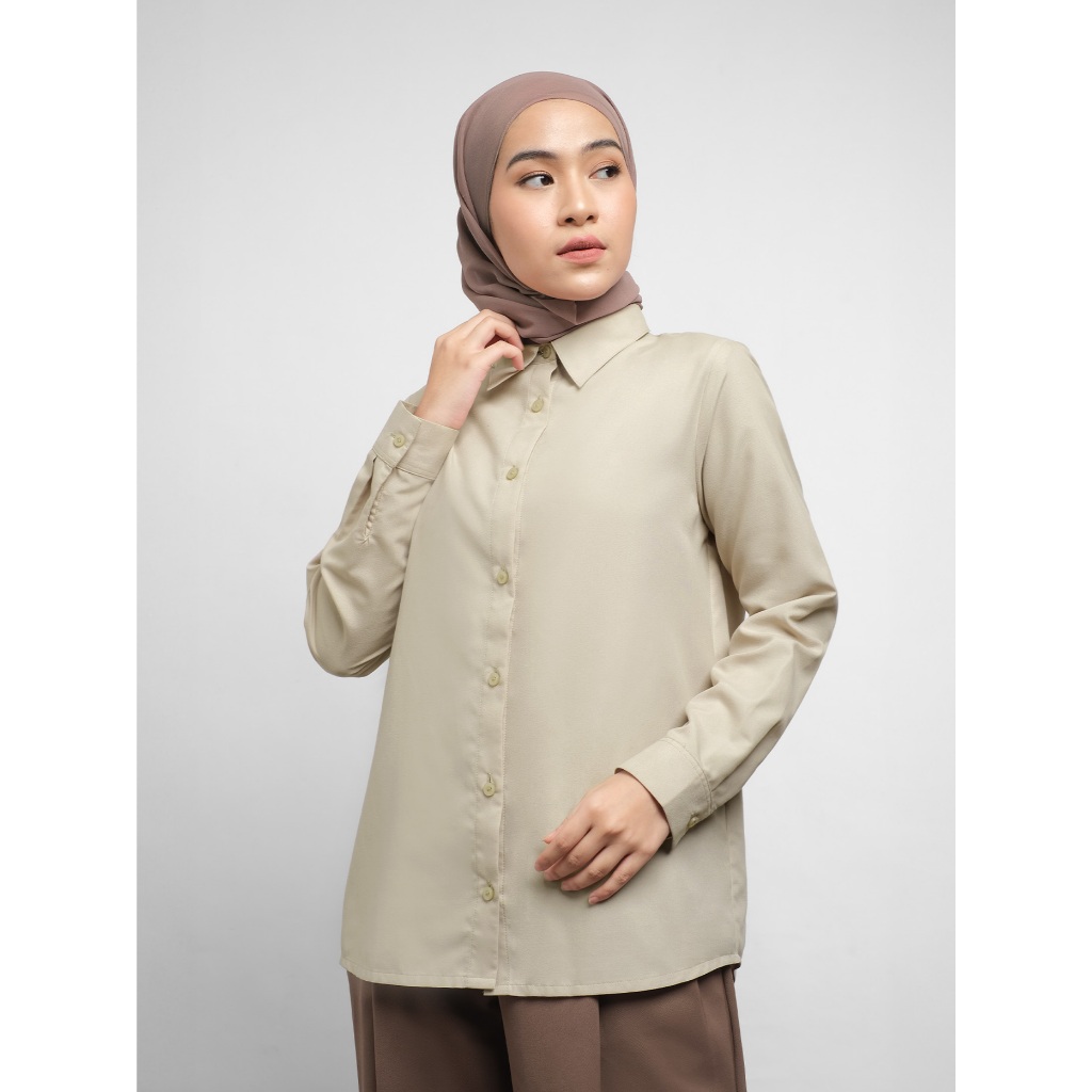 Kemeja Tanpa Lengan Lux Beige Cream