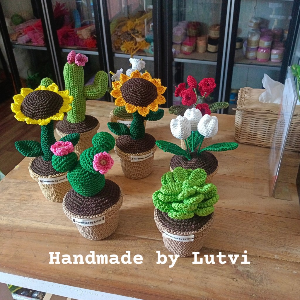 Jual 1 buah tanaman rajut | crochet in pot | tanaman rajut Samarinda ...
