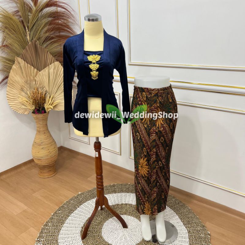 Jual Set Kebaya Navy dan Rok Plisket | Shopee Indonesia
