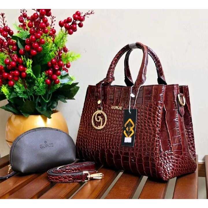 Jual tas wanita original 3 ruang gunje sultan | Shopee Indonesia