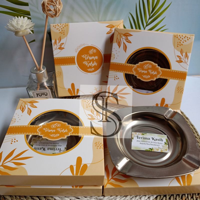 ( Isi 50pcs ) Souvenir Asbak Stainless Kemasan Box Gold Cantik Souvenir Pernikahan