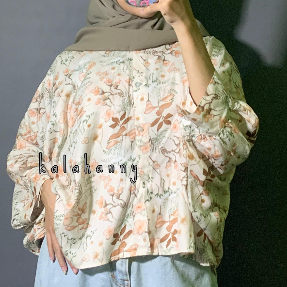 Jual JENAY MOTIF BATWING BLOUSE WANITA | Shopee Indonesia