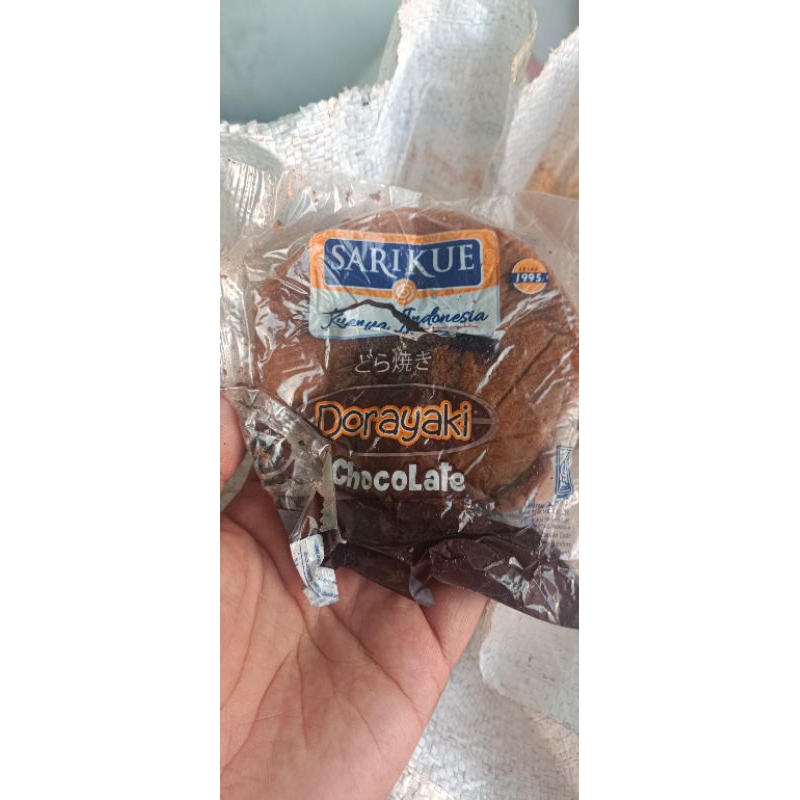 Jual Roti Random 1kg atau Roti reject 1kg merk sari cocok untuk pakan ...