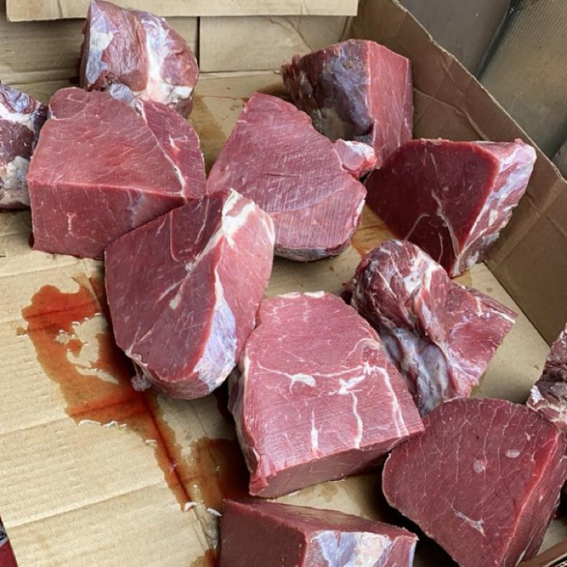 Jual Daging rendang utuh dan potongan 20-25 kemasan 1 kilo hallal ...