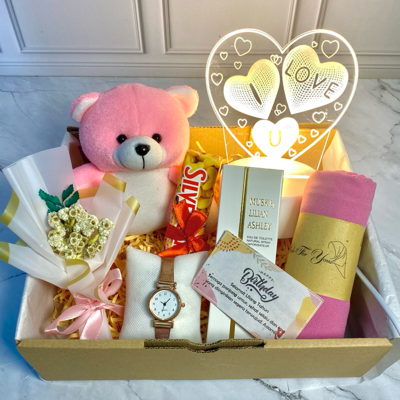 Gift Hamper Cute Birthday Gift Ideas For Her Cute Baskets Gift
