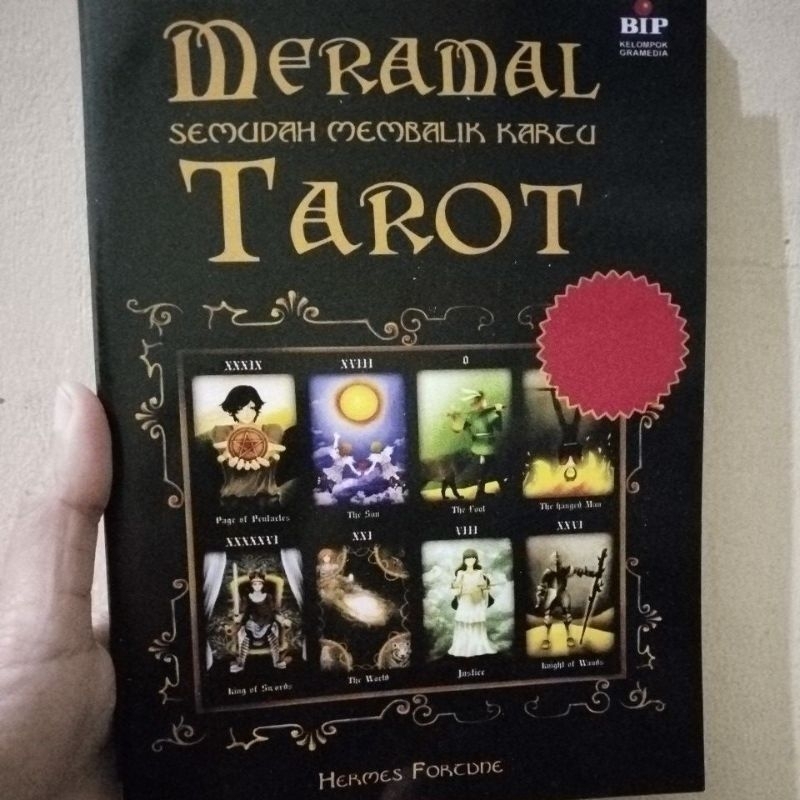 Jual Buku Meramal Semudah membalik Kartu Tarot | Shopee Indonesia