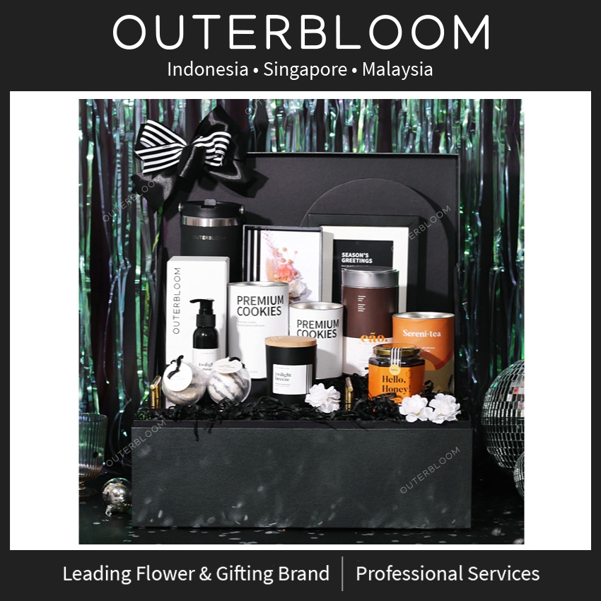 Jual Outerbloom Signature Christmas & New Year Luxury Hampers | Shopee ...