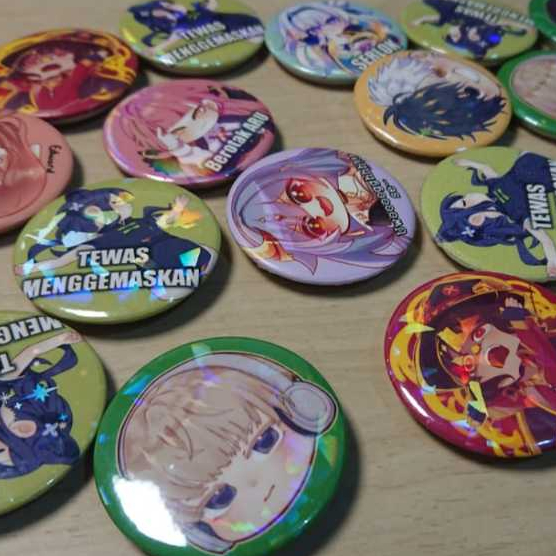 Jual PIN BUTTON/BADGE/BROS CUSTOM DOFF HOLO0GRAM GLITTER GLOSSY BISA ...