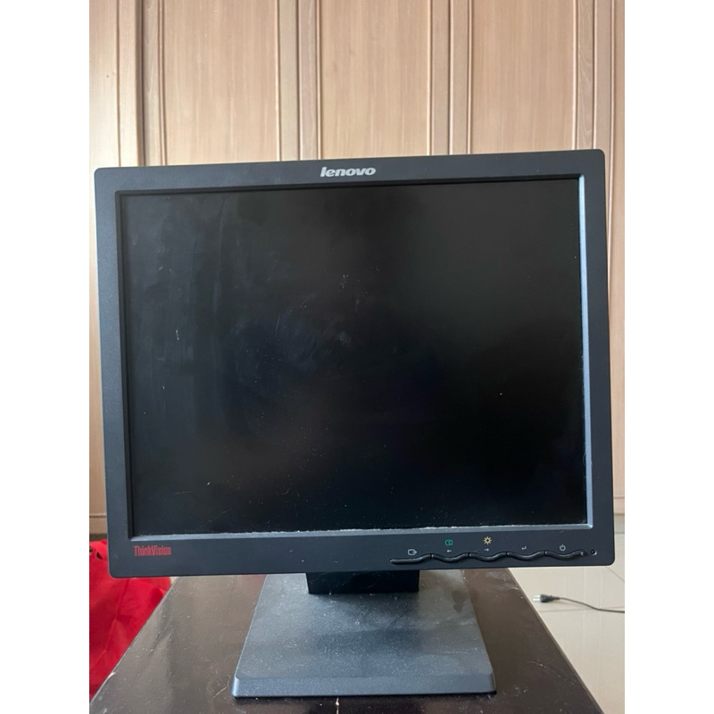 Jual Lenovo L151 Thinkvision Monitor LCD 15 inch MATI TOTAL | Shopee ...
