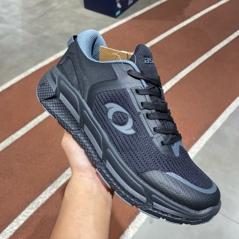 Jual (size 44) 𝐒𝐄𝐏𝐀𝐓𝐔 𝐇𝐈𝐓𝐀𝐌 𝐀𝐒𝐓𝐄𝐂 𝐈𝐍𝐕𝐄𝐑𝐍𝐄𝐒𝐒 - 𝐁𝐋𝐀𝐂𝐊 | Shopee Indonesia
