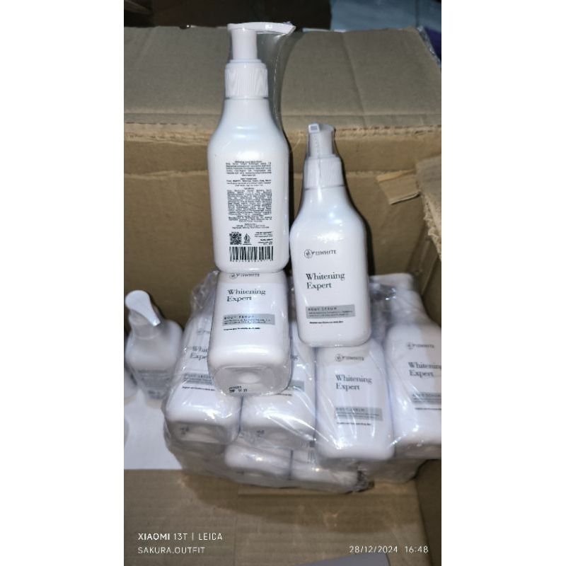 Jual isssswhiteee body serumm dua ratus mili | Shopee Indonesia