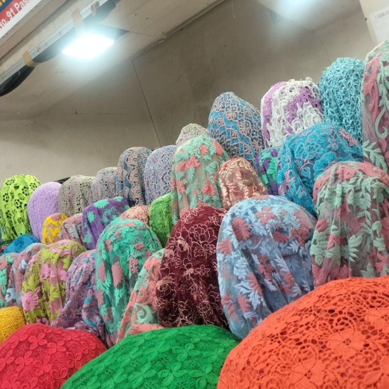 Jual bahan kain burkat prada | Shopee Indonesia