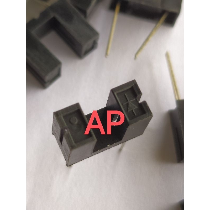 Sensori Ottici ITR9608 | 20 Pezzi DIP-4 | Photo Interrupter Per Progetti Elettronici - Foto 6