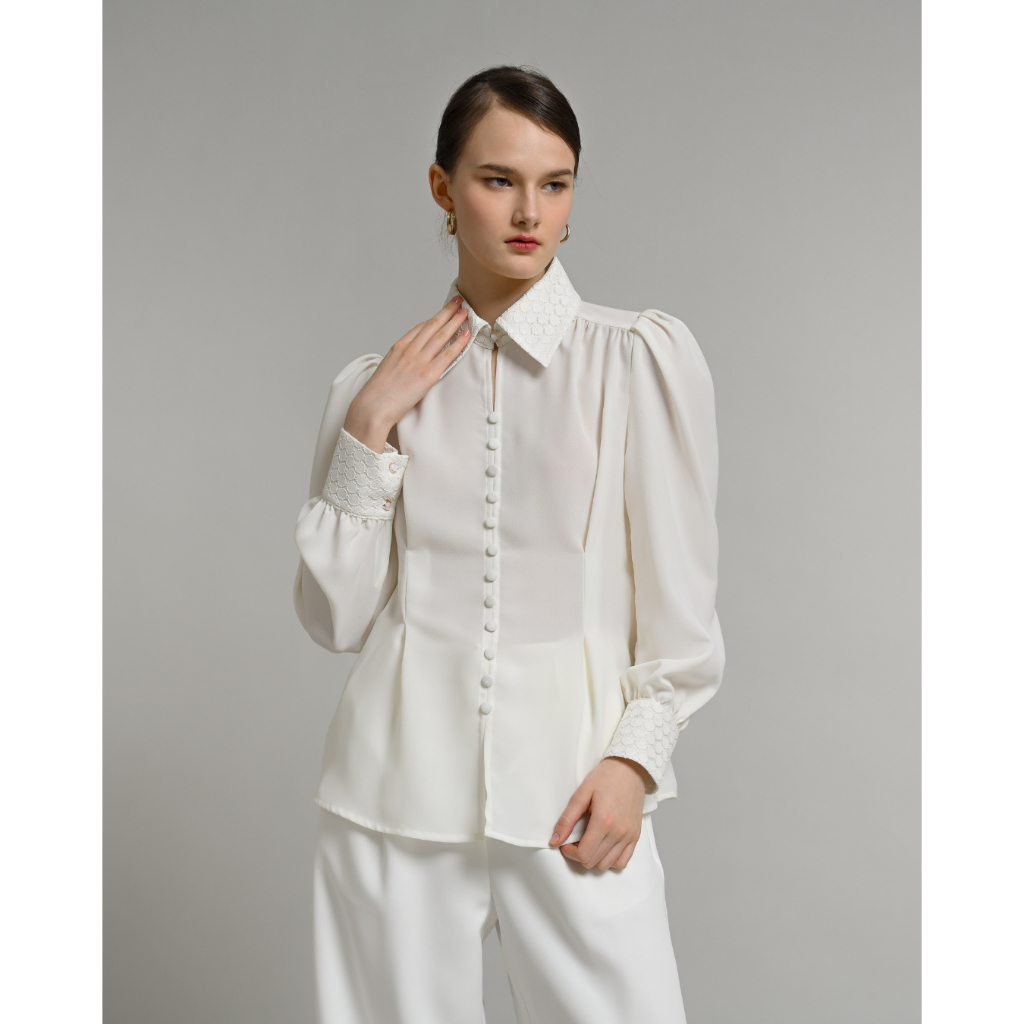 Jual INVIO Yovanni Lace Accent Vintage Button Blouse | Atasan Wanita ...
