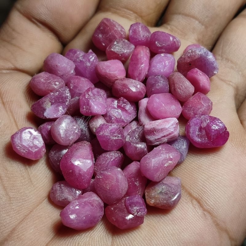 Jual batu permata ruby mozambik asli natural dimensi kecil / bongkahan ...
