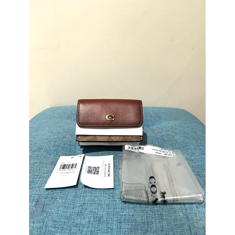Jual Coc Wallet Mini Trifold in Signature Tanrust | Shopee Indonesia
