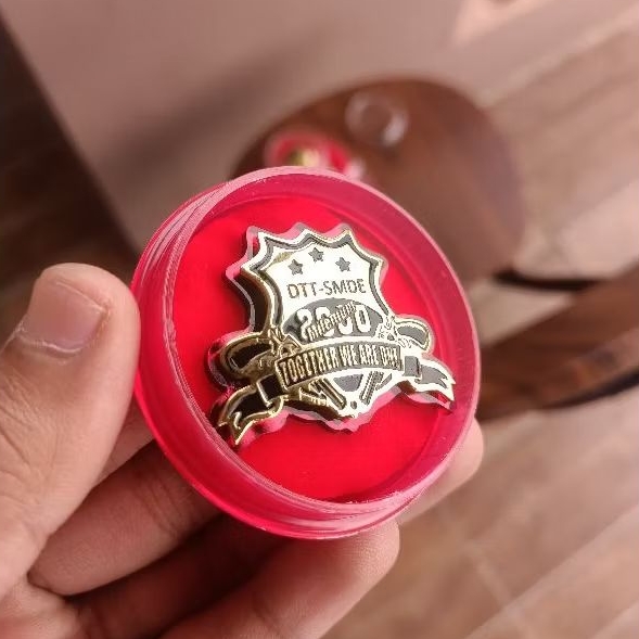 Jual Pin angkatan Bintara DTT SMDE 2000 model costum | pin pdh polri ...