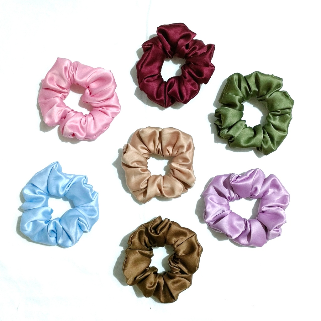 Jual SCRUNCHIE 25 Warna Satin Glossy | Cepol Hijab Aksesoris | Ikat ...