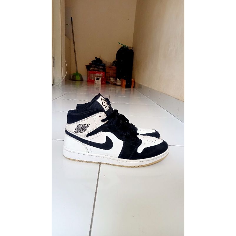 Jual Nike Air Jordan Mid SE Diamond second Original | Shopee Indonesia