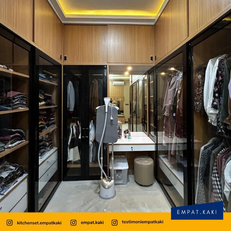 Jual walk in closet custom | Shopee Indonesia
