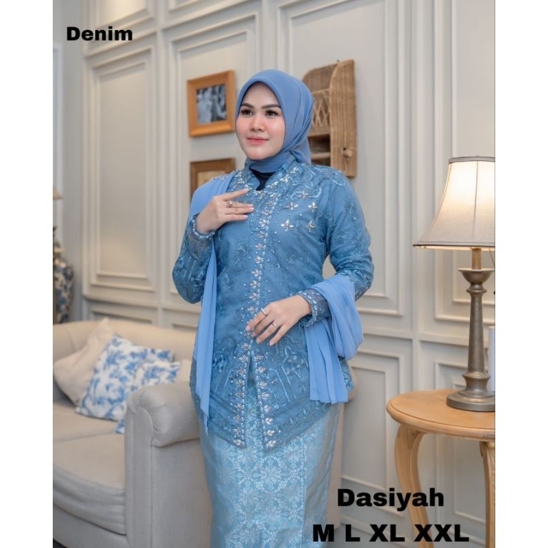 Jual Kebaya tille slendang sadiyah//Tille wisuda//Kebaya modern//Kebaya ...
