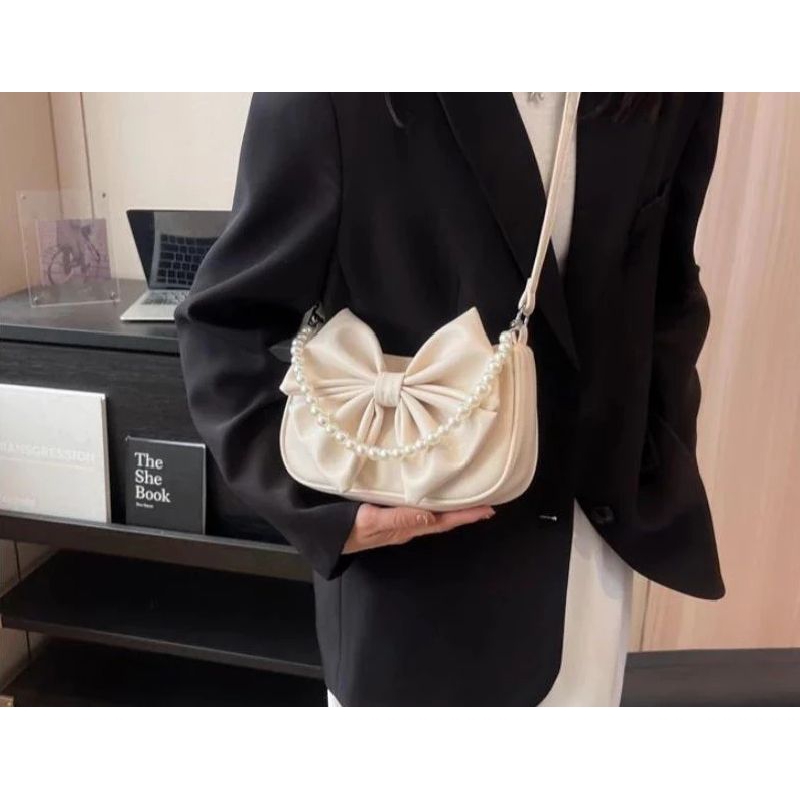 Jual Tas Selempang Wanita Imut - Slingbag Guinnevere Pita Tali Rantay ...