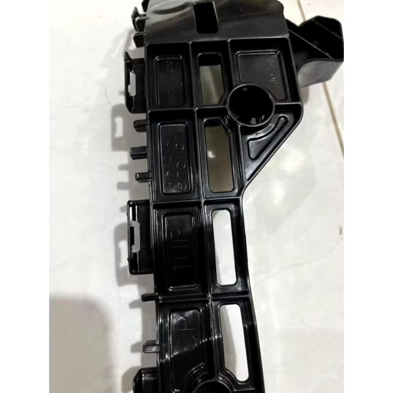 Jual BRACKET BREKET DEPAN INNOVA ZENIX 2022-2024 ORIGINAL | Shopee ...