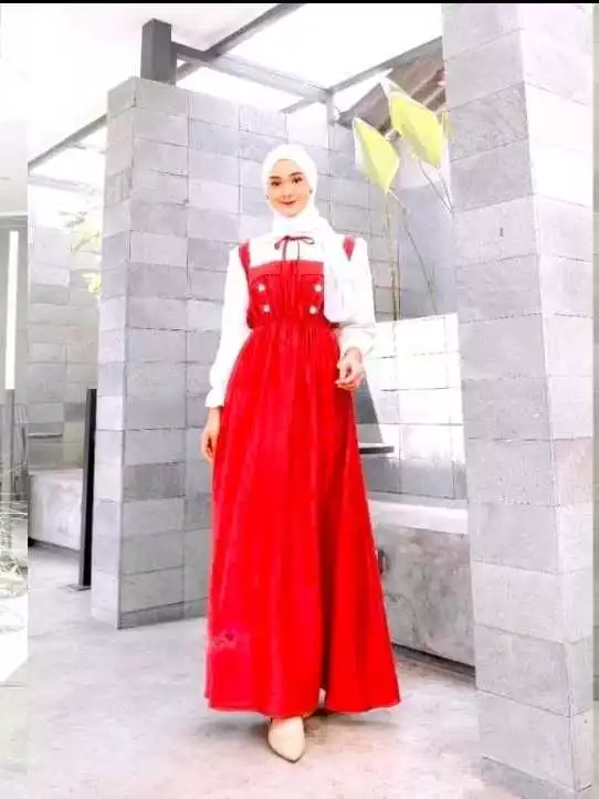 Detail kancing depan gamis Reyna