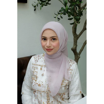 Hijab Paris Jepang Eyelash By SARAH THE LABEL