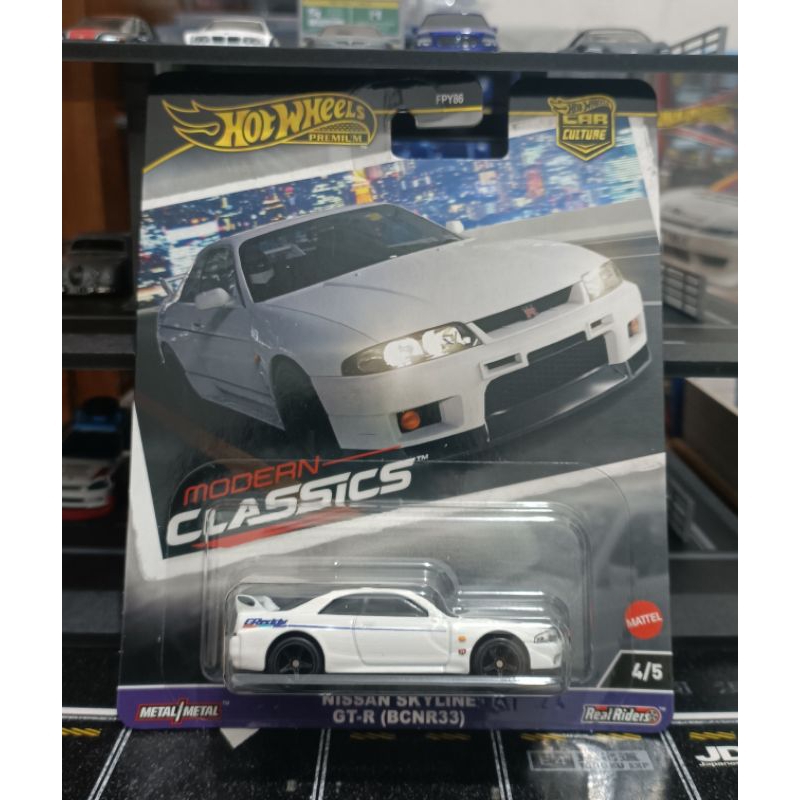 Hot Wheels Nissan GT-R (BCNR33) Modern Classics 4/5 | Modello In Metallo Scala 1:64 Colore Bianco, Collezione Premium - 3