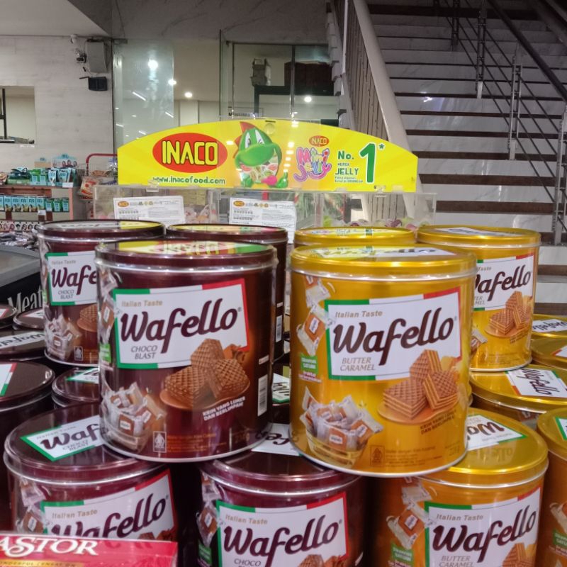Jual Wafello kaleng rasa Coklat & Karamel wafer rasa karamel 228gr dan ...