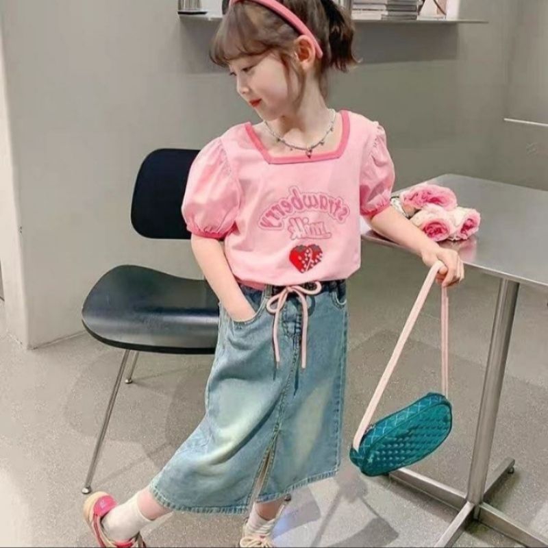 Jual Setelan Rok Jeans Strawberry sisa 160 Biru LD 42, PR 63 (kerah ...
