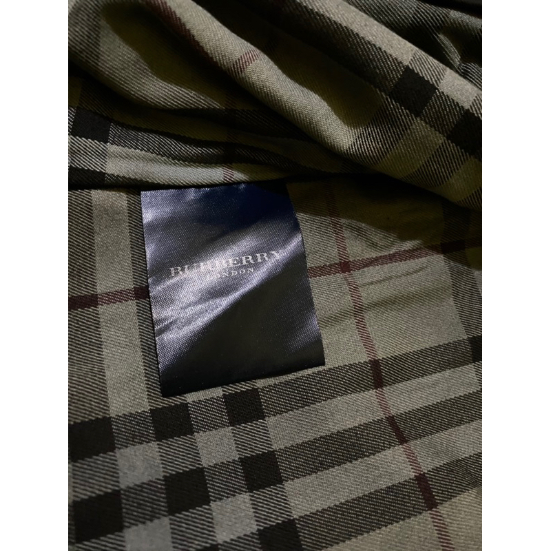 Jual Coat burberry Original (diweb $2388= 38,9 jt ( kancing emboss, tag ...