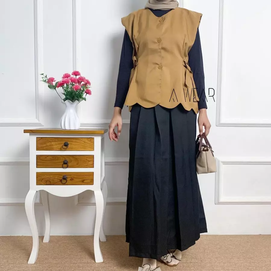  Cherish Vest 