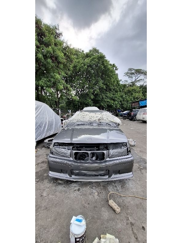 Jual Cat Mobil BMW Reparasi Repaint and Poles Full Body all side ...