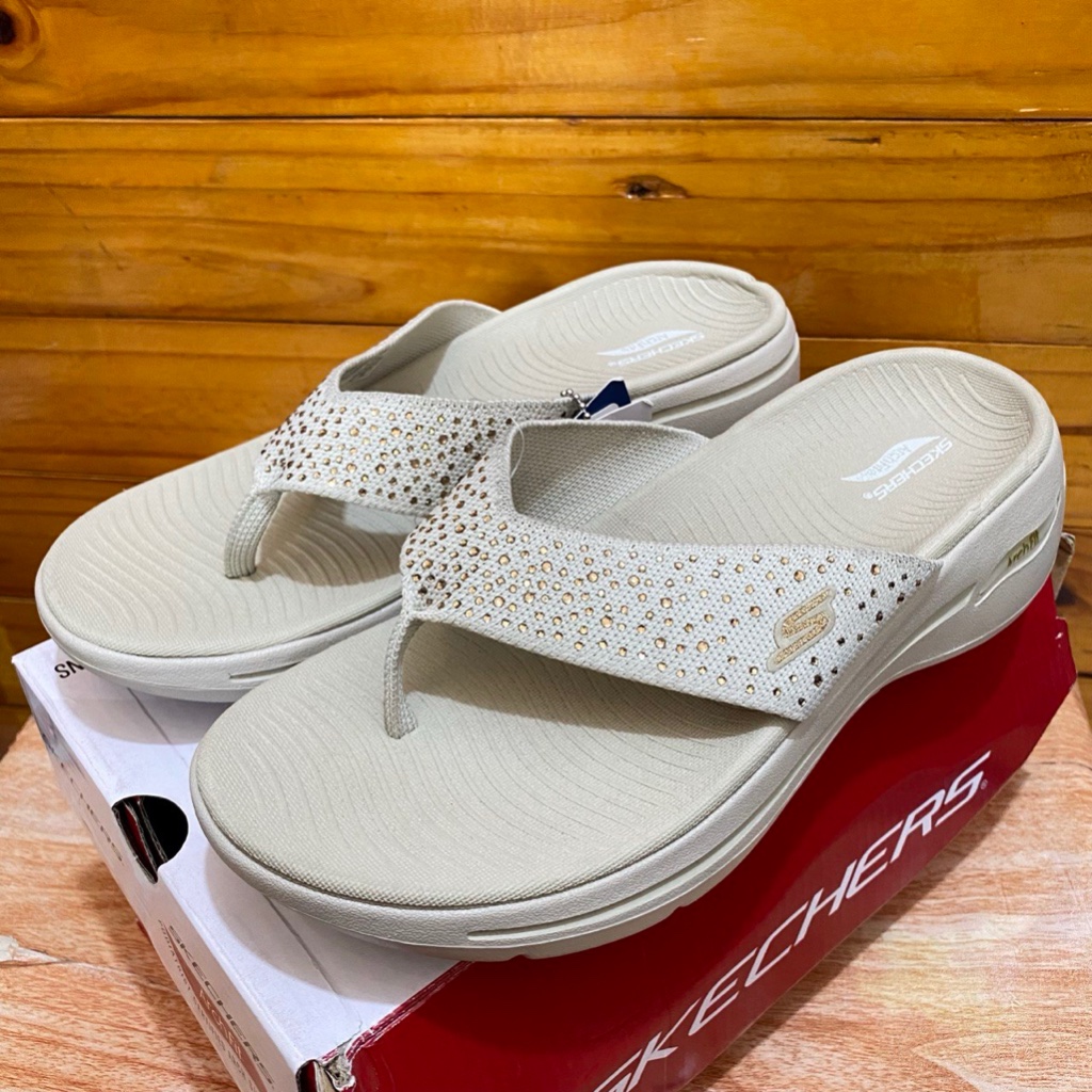 Jual SANDAL SKECHERS WANITA SKECHERS SANDAL GO WALK ARCH FIT