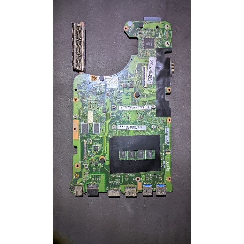 Carte mère ASUS X555LD core i5-5200 UMA