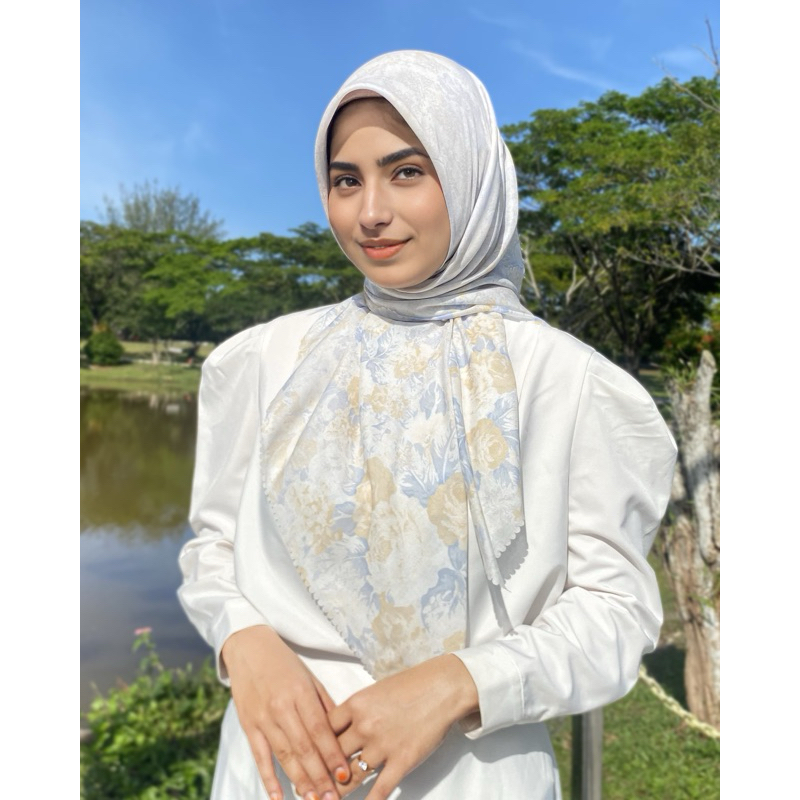 Belebbe Scarf Alwa Series Hijab Segi Empat Square Print Motif Voal Ultrafine Premium Syari