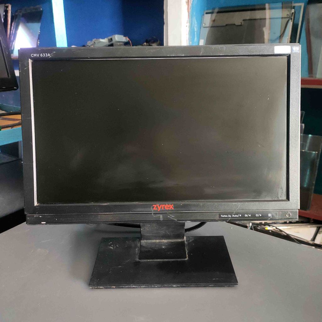 Jual Monitor Lcd Merk Zyrex Ukuran Layar 16 Inch Kondisi Normal ...