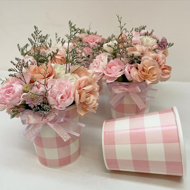 Jual simple minimalistic cup of flowers bouquets bucket buket bunga ...