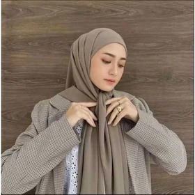 Kerudung Segitiga Inner Square 2 Layar Segiempat Pollycotoon